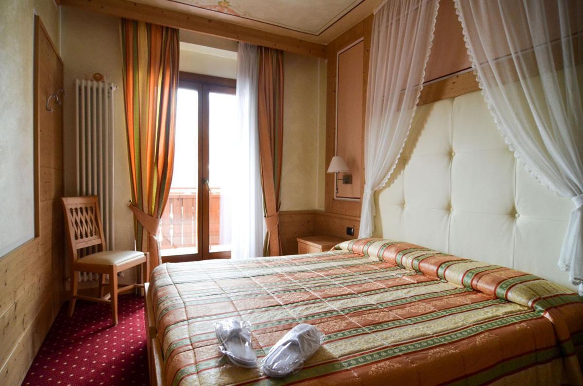 Hotel Cristallo Андало Экстерьер фото